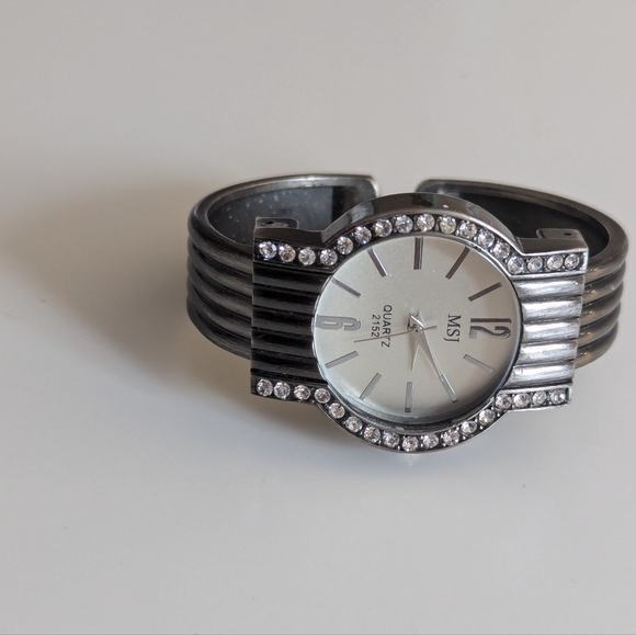 #58 - MSJ Quartz Watch Silver - Picture 7 of 7